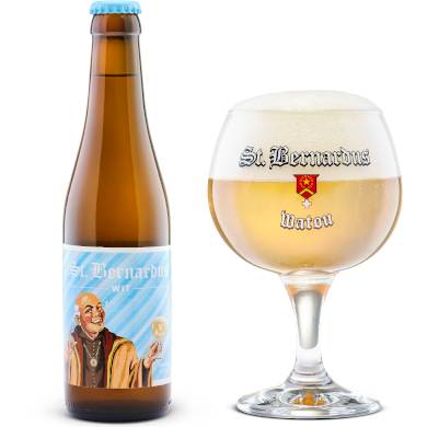 Uitgeschonken St. Bernardus Wit in bijhorend glas