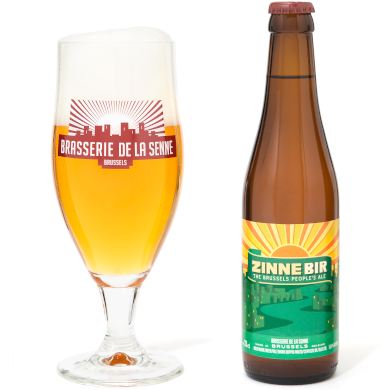 Zinnebir uitgeschonken in bijhorend bierglas
