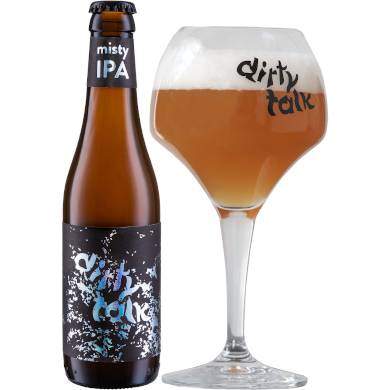 Uitgeschonken Dirty Talk bier in bijhorend glas
