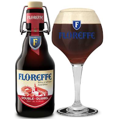 Floreffe Dubbel in bierglas met beugelfles ernaast