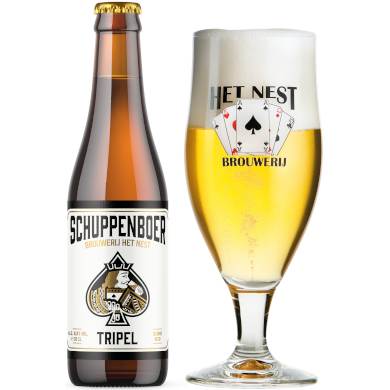Uitgeschonken blonde Schuppenboer in bijhorend bierglas