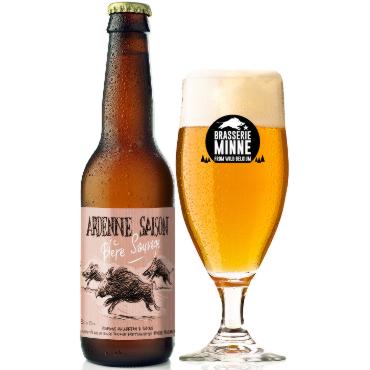Uitgeschonken Ardenne Saison in bijhorend bierglas