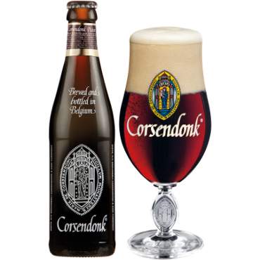 Uitgeschonken bier Corsendonk Pater Dubbel in bijhorend glas