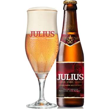 Uitgeschonken Julius in bijhorend bierglas