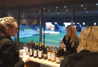 Wijnbeurs 2026 in de loges van Lierse – AsterX Group-F Arena